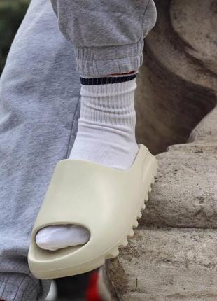 Тапки yeezy slide bone  тапочки шлепки4 фото