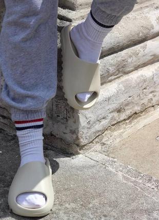 Тапки yeezy slide bone  тапочки шлепки8 фото