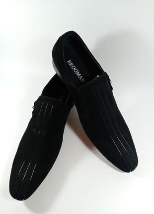 Класичні туфлі. замша і лаковані вставки. фірма bromann розмір 43