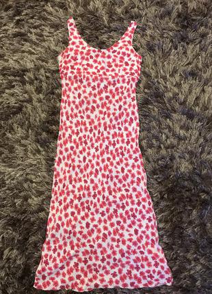 Плаття в квіточку