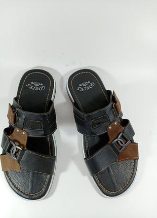 Шлепки кожаные. размеры 43,45  фирма goriks5 фото