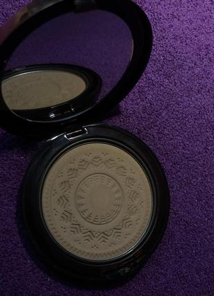 Artdeco bronzing powder бронзер2 фото