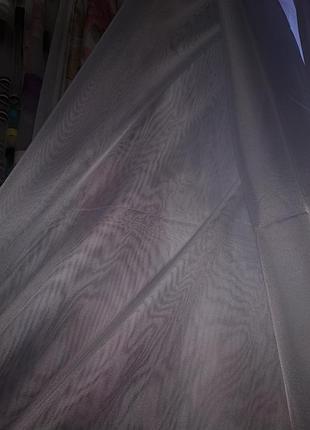 Тюль растяжка в сером цвете