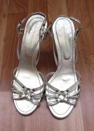 Босоніжки french connection