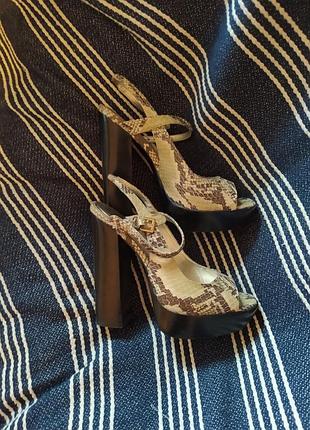 Босоножки pelle mode