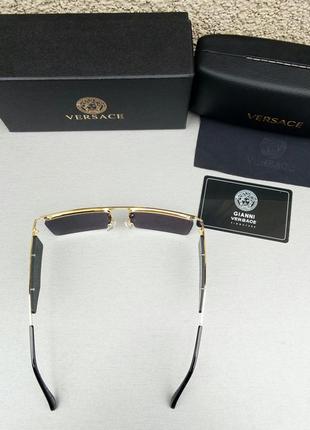 Versace жіночі сонцезахисні окуляри чорні в золоті стильні вузькі5 фото