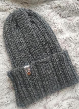 Шапка ручной работы