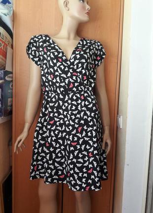 Сукня у метелик розмір 14