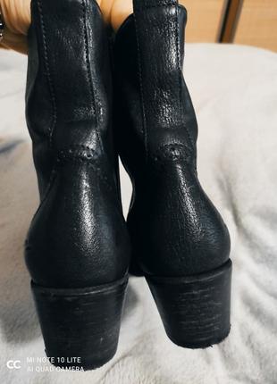 Кожаные ботинки в стиле казаки 9