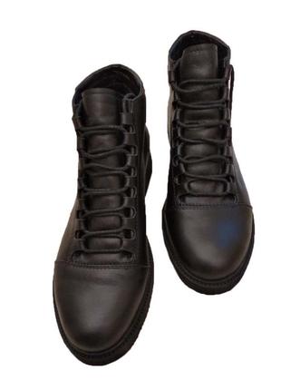 Шкіряні чоловічі черевики чорного кольору2 фото