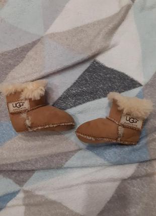 Ugg как пинетки,мягкие.