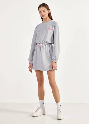 Очень красивое, качественные , удобное платье. новое! bershka