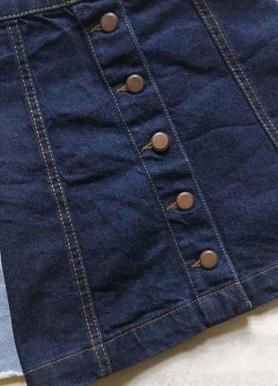 Крутая джинсовая юбка трапеция на пуговицах3 фото