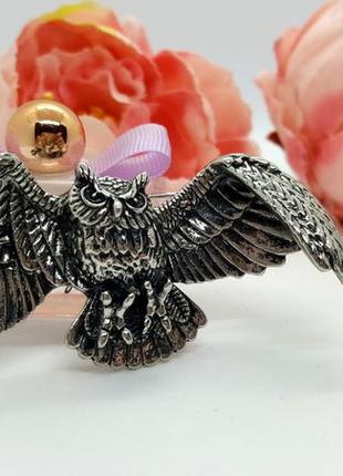 🦉🌲 красивая брошь-кулон "летящая сова" серебристое покрытие птица5 фото