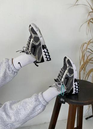 Шикарные женские кроссовки