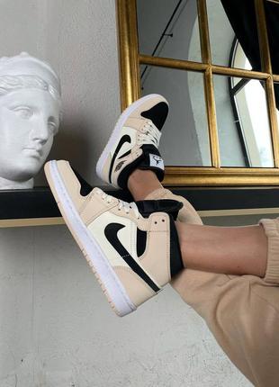 Nike air jordan 1 beige black, женские кроссовки найк джордан