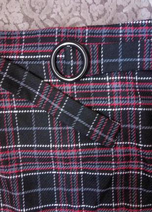 Женская тёплая мини юбка в клетку orsay s/xs клетчатая короткая р 34 на осень зима чёрная красная5 фото