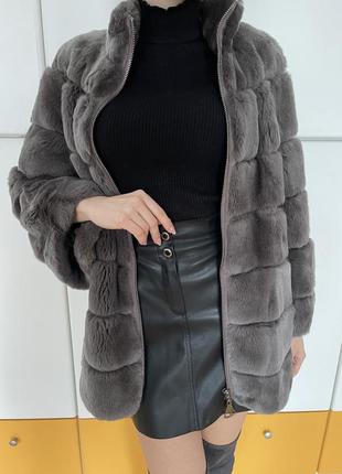 Коротка шубка з кролика