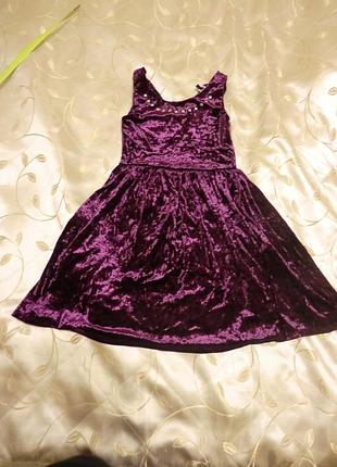 Шикарне плаття з жатого велюру