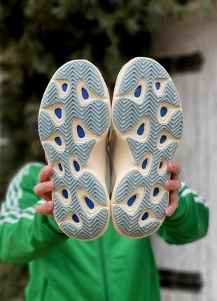 Кроссовки adidas yeezy boost 700 v3  azael 🔥10 фото