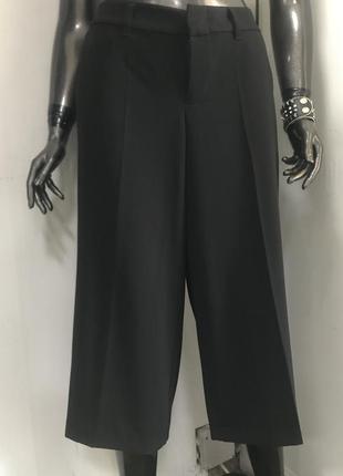 Чёрные кюлоты s. oliver  по скидке.