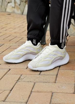 Кроссовки adidas yeezy boost 700 v3 white кросівки