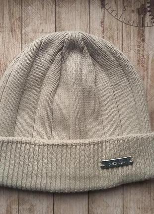 Бежева демі шапка c&a.