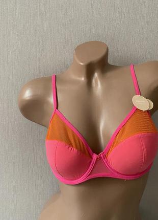 Новый фирменный яркий бюстгальтер с сеткой 80в