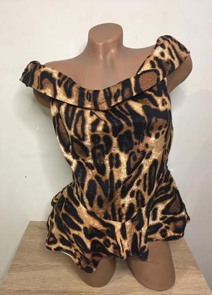 Леопардовая блуза с баской