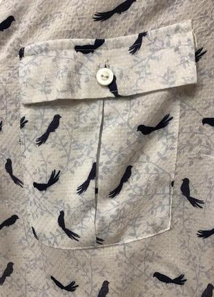 Нереально красивая и стильная брендовая блузка в птичках..100% вискоза.6 фото