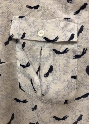 Нереально красивая и стильная брендовая блузка в птичках..100% вискоза.10 фото