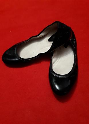 Туфли на низком ходу балетки черные кожаные лаковые bloch р 361 фото