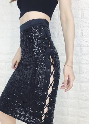Шикарная юбка миди в пайетках