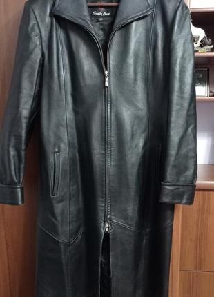 Кожаное пальто