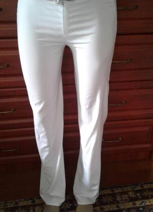 Классные белые летние брюки прямые 44-46р2 фото