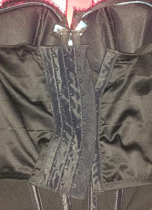 Кружевное корсет,дорогое кружево,фирменный marks spencer
