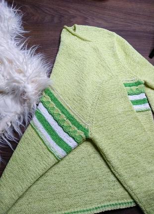 Яркий джемпер/свитер (хорошая растяжка)