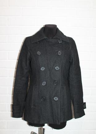 Шерстяное  пальто от h&m l.o.g.g размер 38