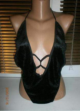 Оксамитовий боді