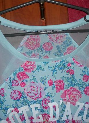 Яркая  блуза в цветы