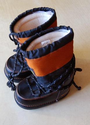 Abs -симпатичні дитячі зимові чобітки-дутики недорого.