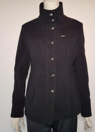 Пальто (півпальто) чорне коротке на гудзиках німецького бренду.2 фото