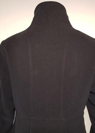 Пальто (півпальто) чорне коротке на гудзиках німецького бренду.7 фото