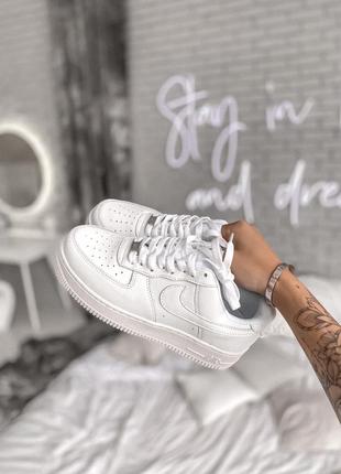 Кроссовки nike air force 1 low classic white кросівки4 фото