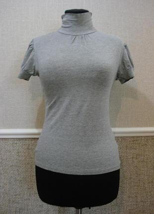 Трикотажная блузка с воротником и коротким рукавом разм. 8/10