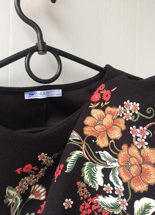 Платье в принт,цветочный принт,zara,38/m7 фото