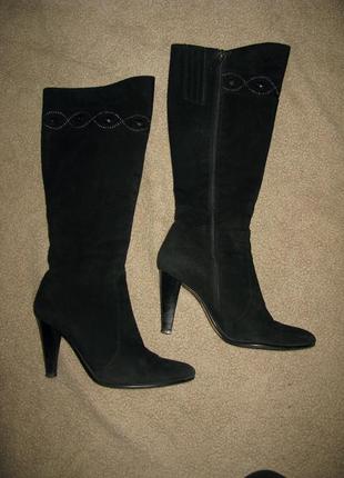 Натуральные замшевые сапоги ellenka