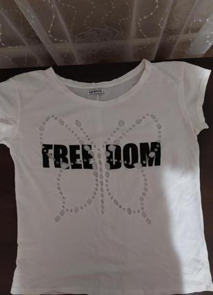 Крутезная жіноча футболка