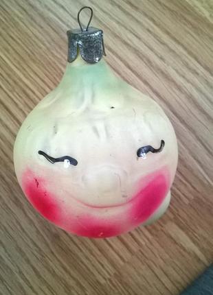 Скляна новорічна іграшка