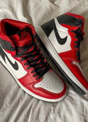 Кроссовки nike air jordan 1 retro high satin snake3 фото